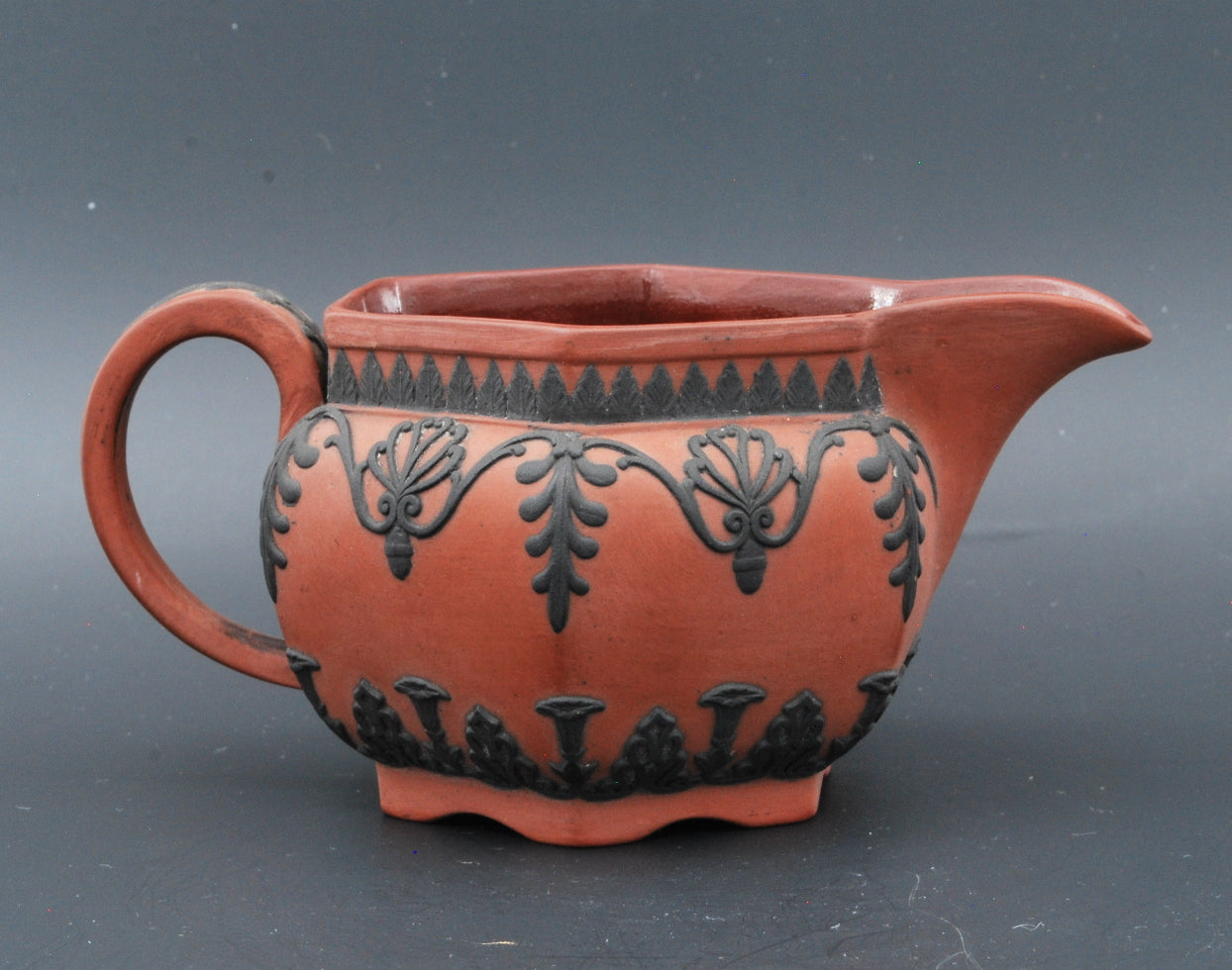 Creamer, hexagonal, red and black