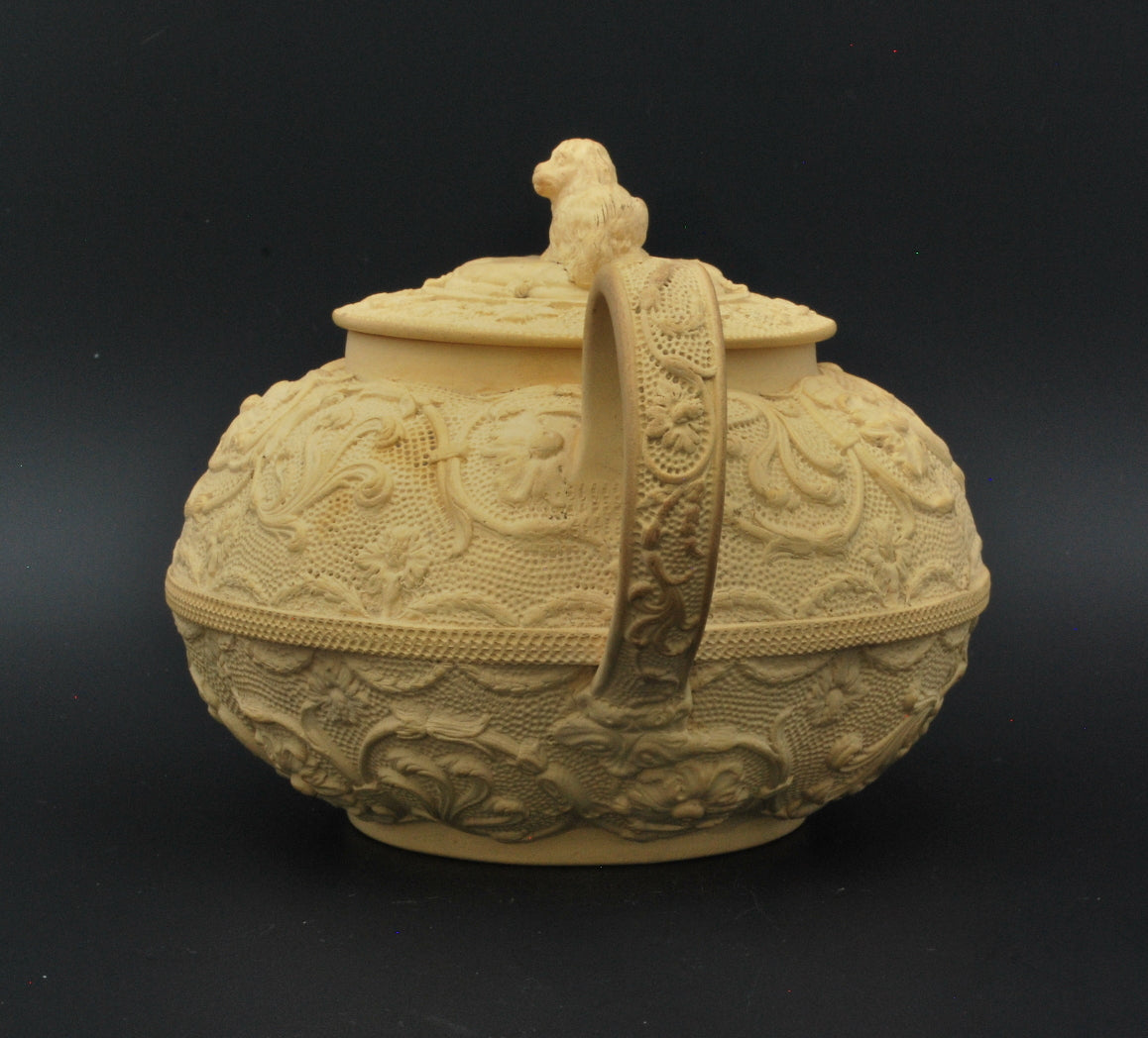Teapot; arabesque & spaniel finial