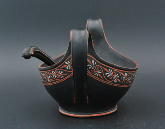 Navette, encaustic decoration, with ladle