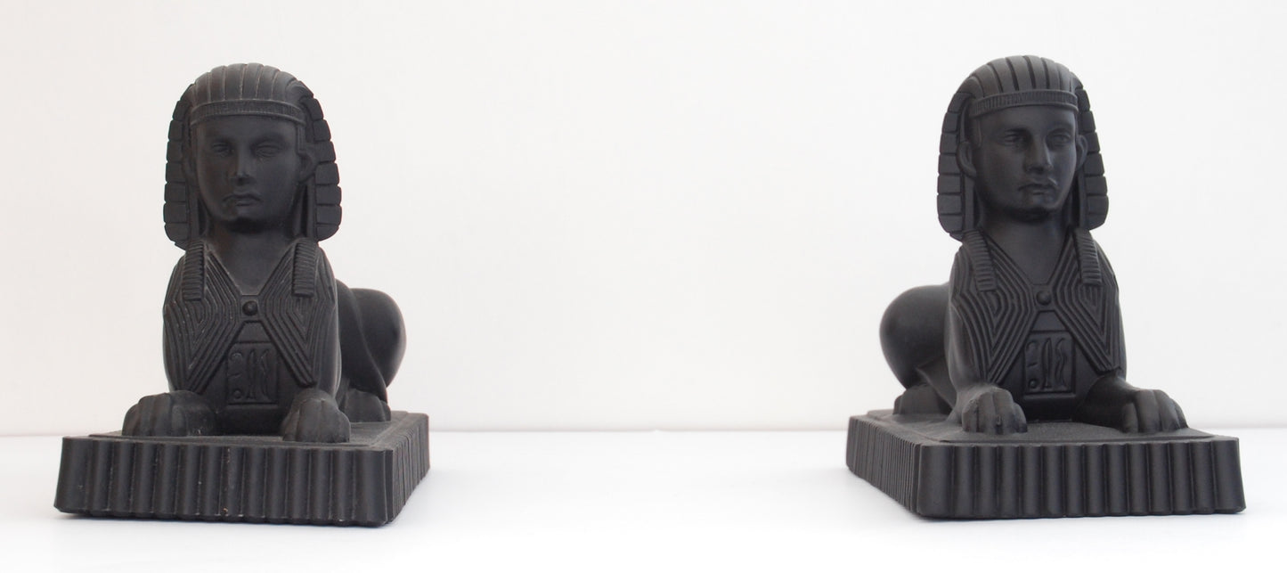 Pair sphinxes in Black Glass