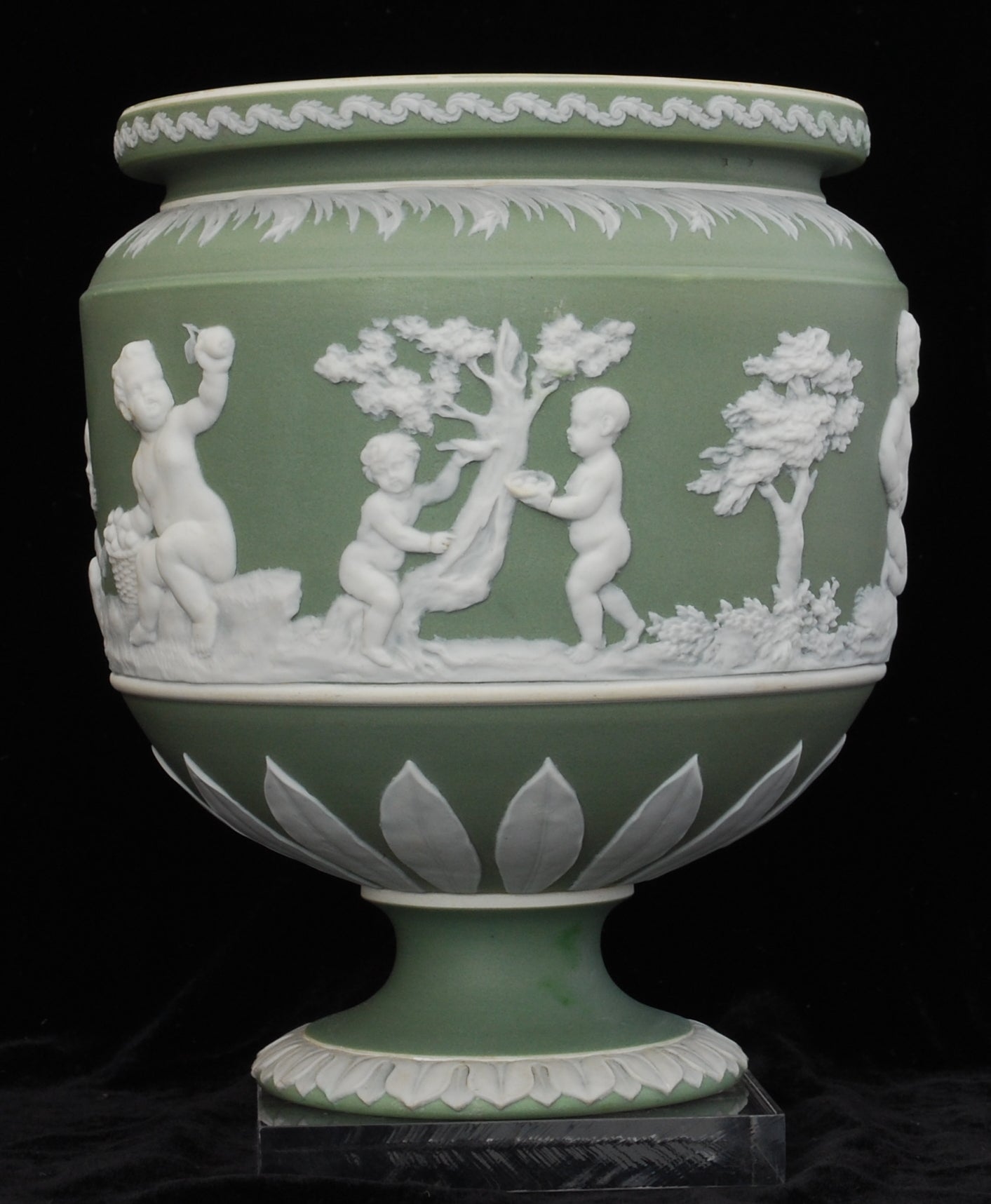 Cache Pot