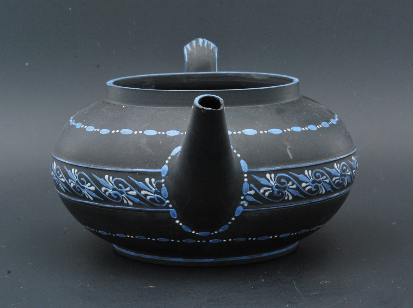 Teapot - Depressed oval, encaustic blue