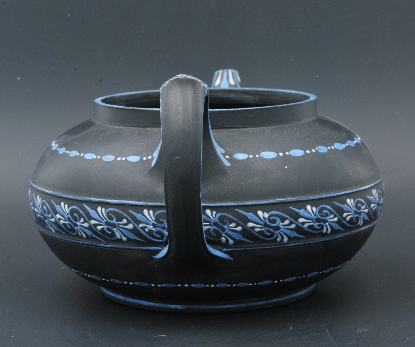 Teapot - Depressed oval, encaustic blue