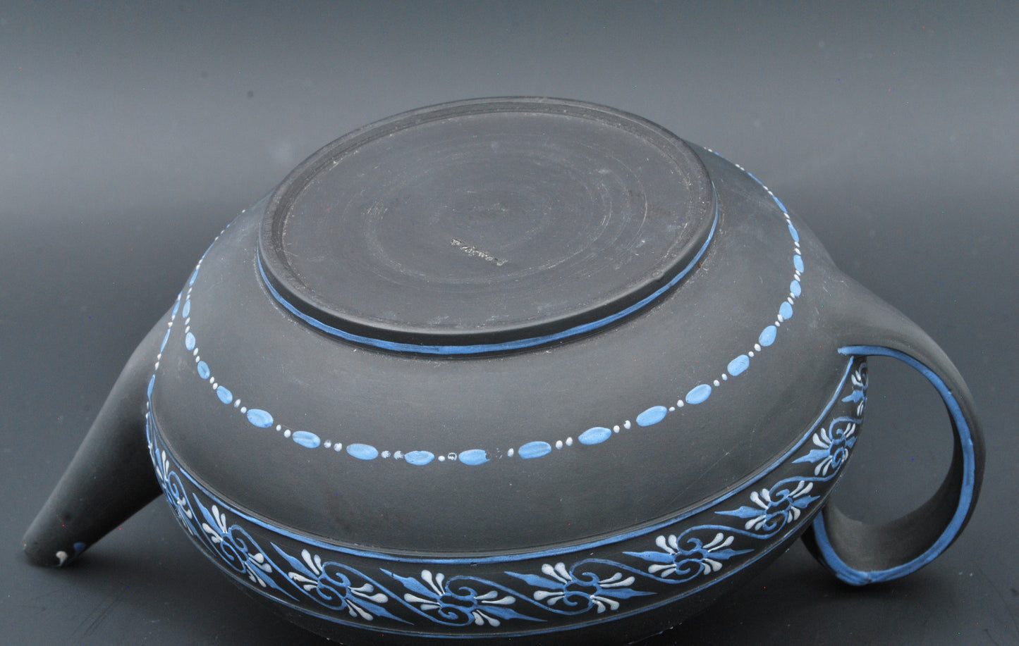 Teapot - Depressed oval, encaustic blue