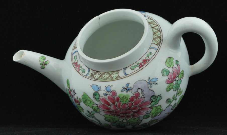Teapot, Loop handle, famille rose