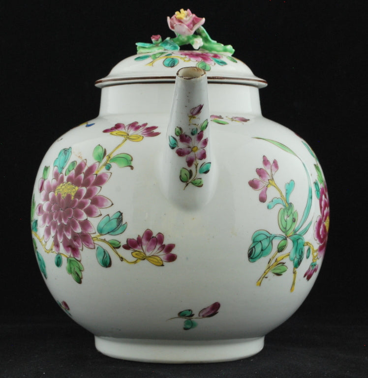 Large tea, or punch, pot; famiille rose