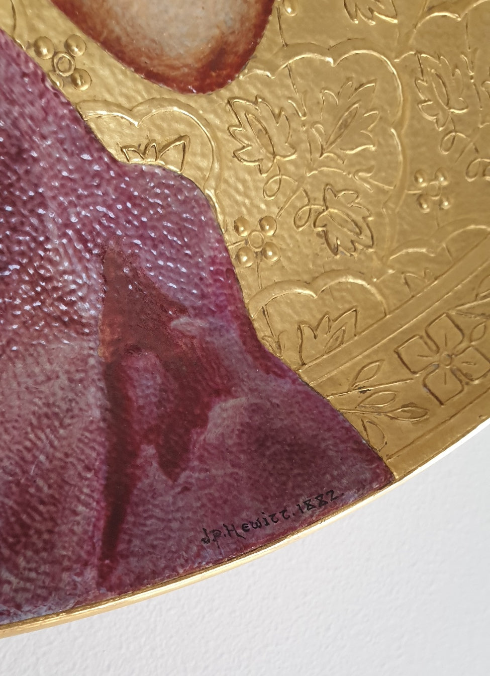 Pair Huge Roundels: Romeo & Juliet