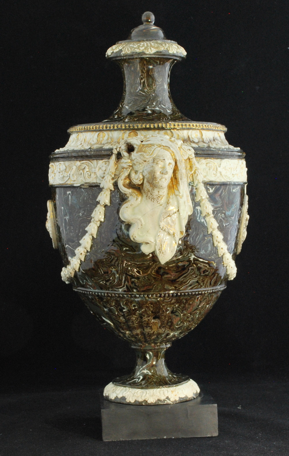 Marbelised vase, shield shape, gilding