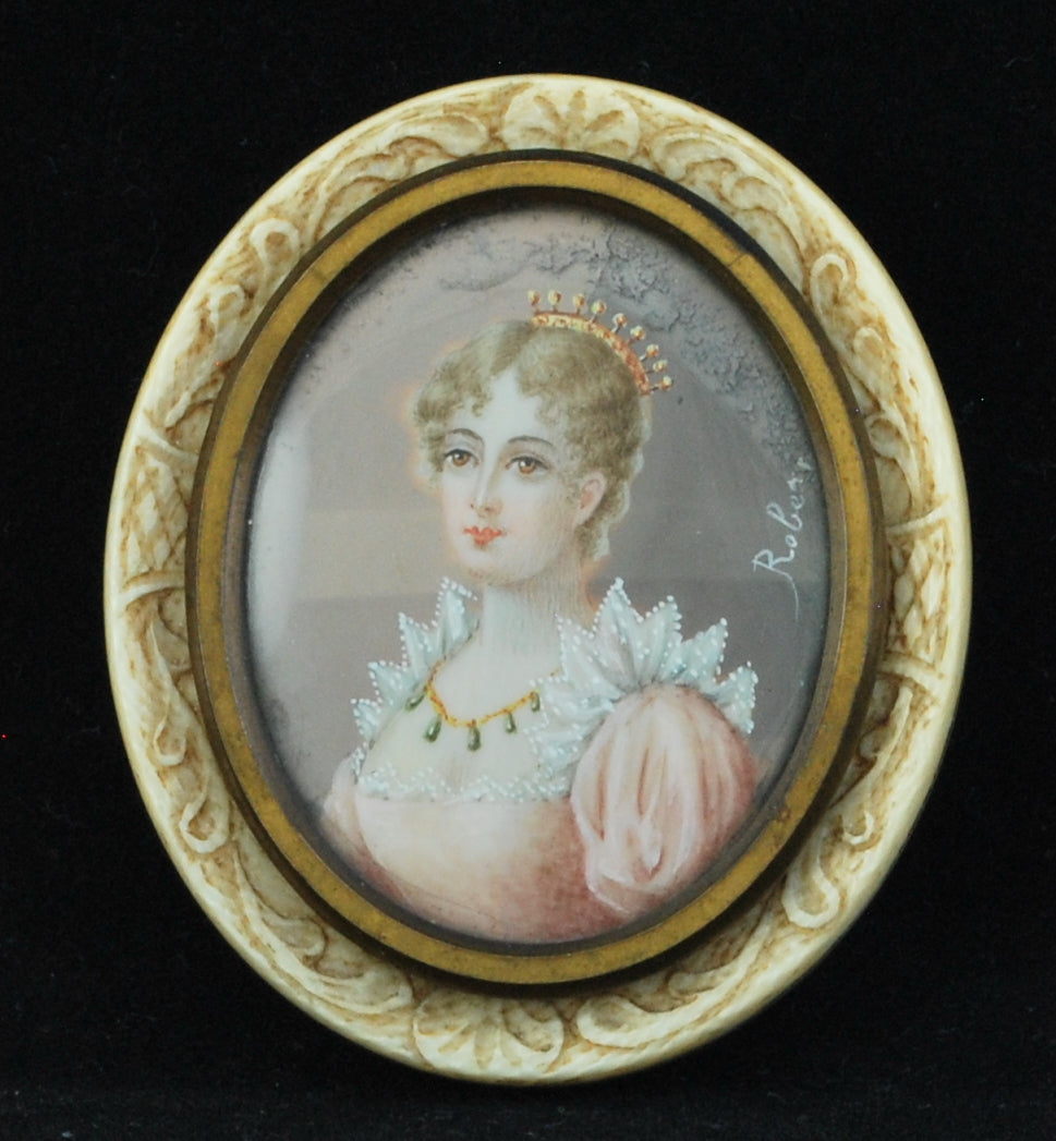 Portrait Miniature of a lady. Ivory frame.