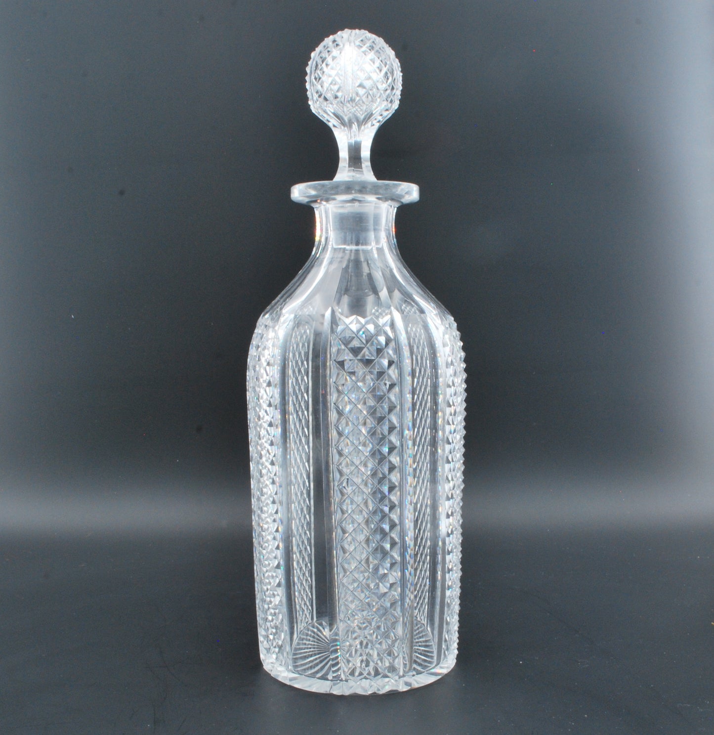 Pint Decanter, fine diamond and pilllar.