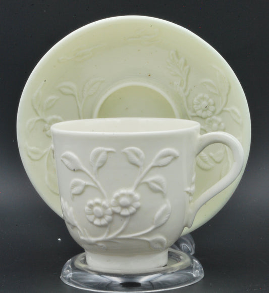 Coffee/Tea Breakfast cup, white, flowers & birds