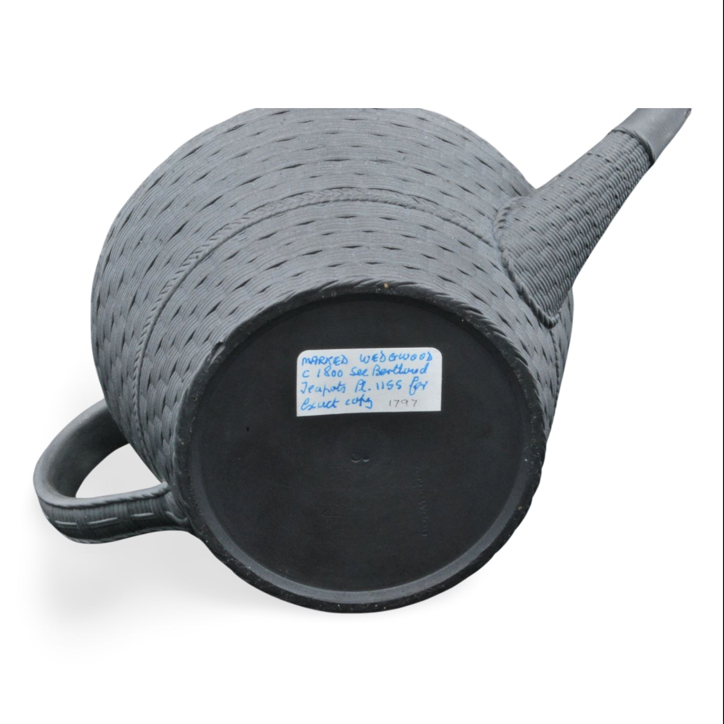 Teapot: basket weave