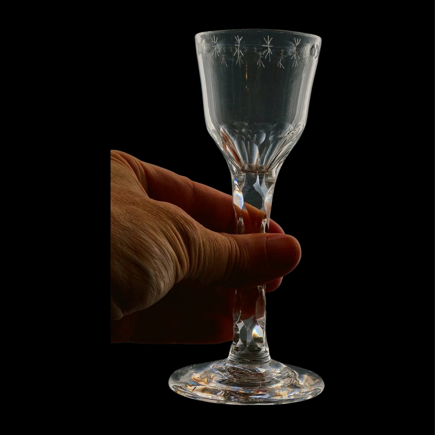 Facet Wine