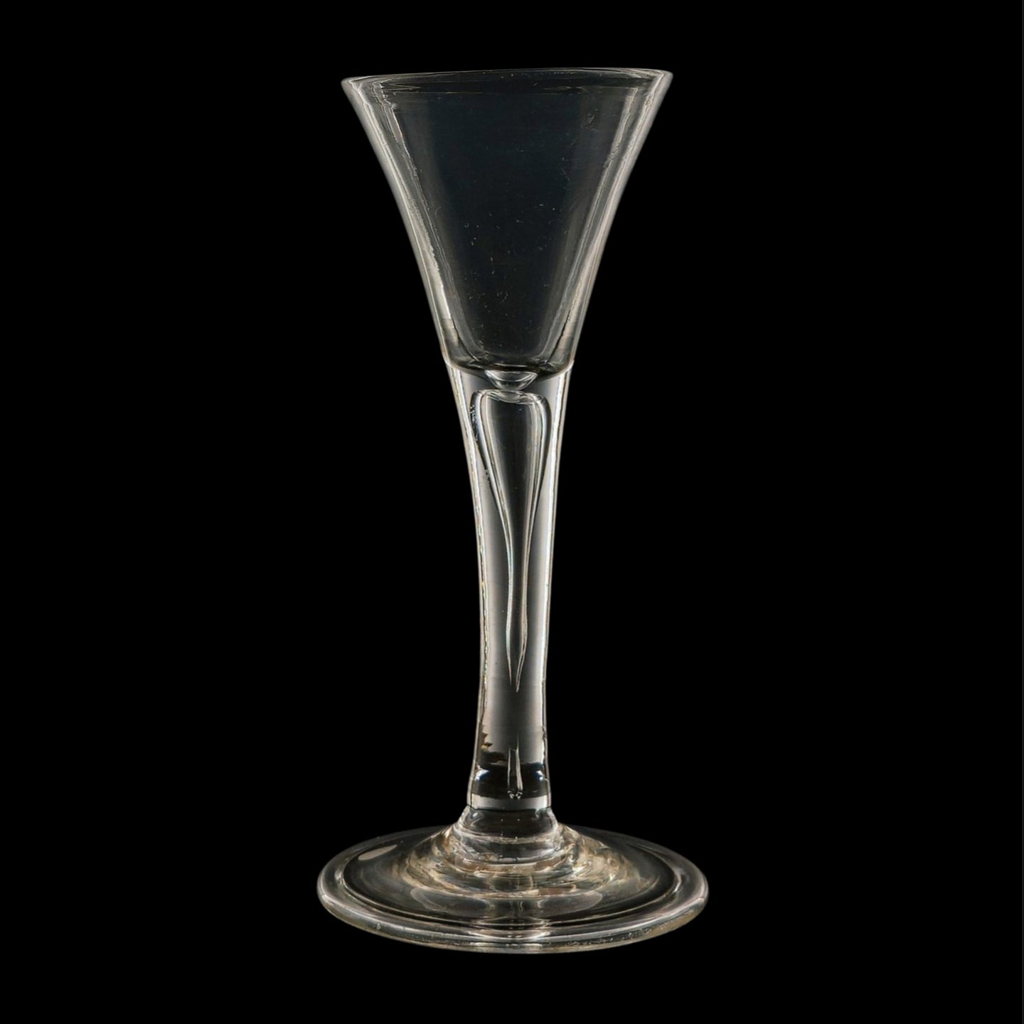 Tear-drop Wine Glass