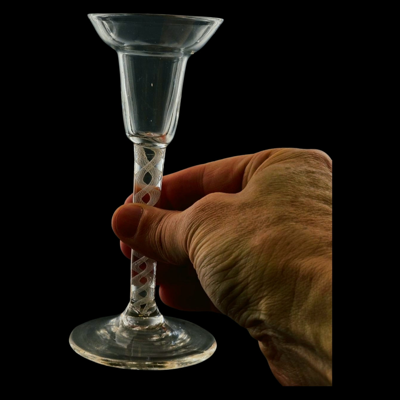 Pan-topped opaque-twist wine glass