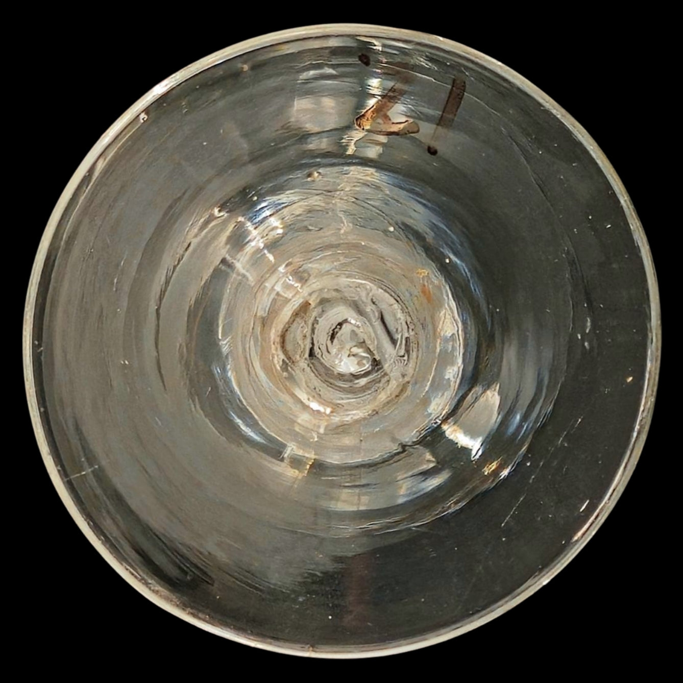 Pan-topped opaque-twist wine glass