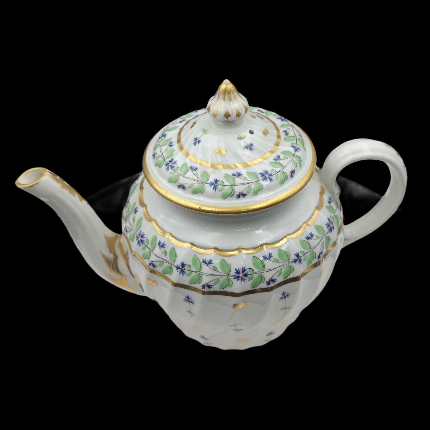 Wrythen Teapot