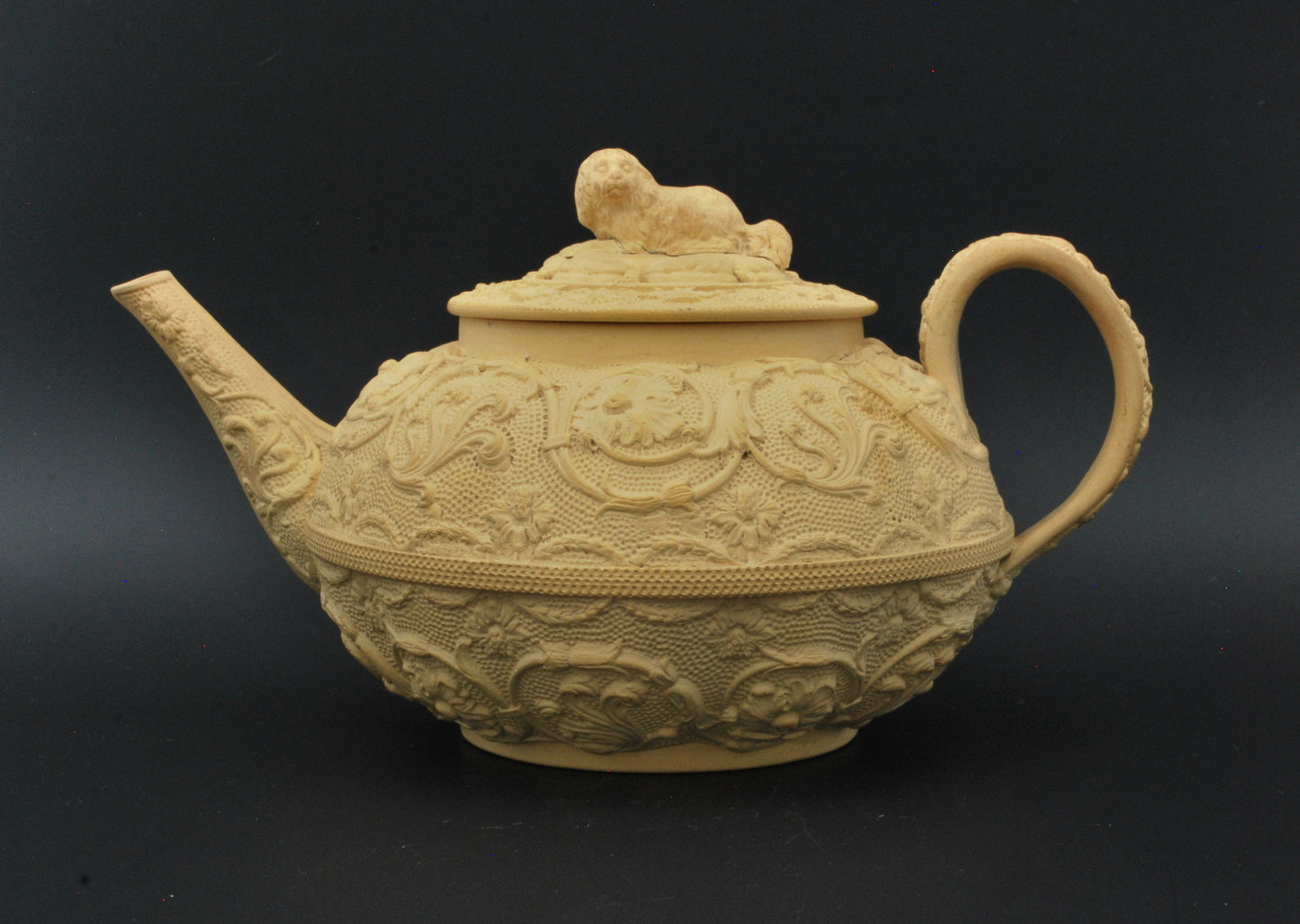 Teapot; arabesque & spaniel finial