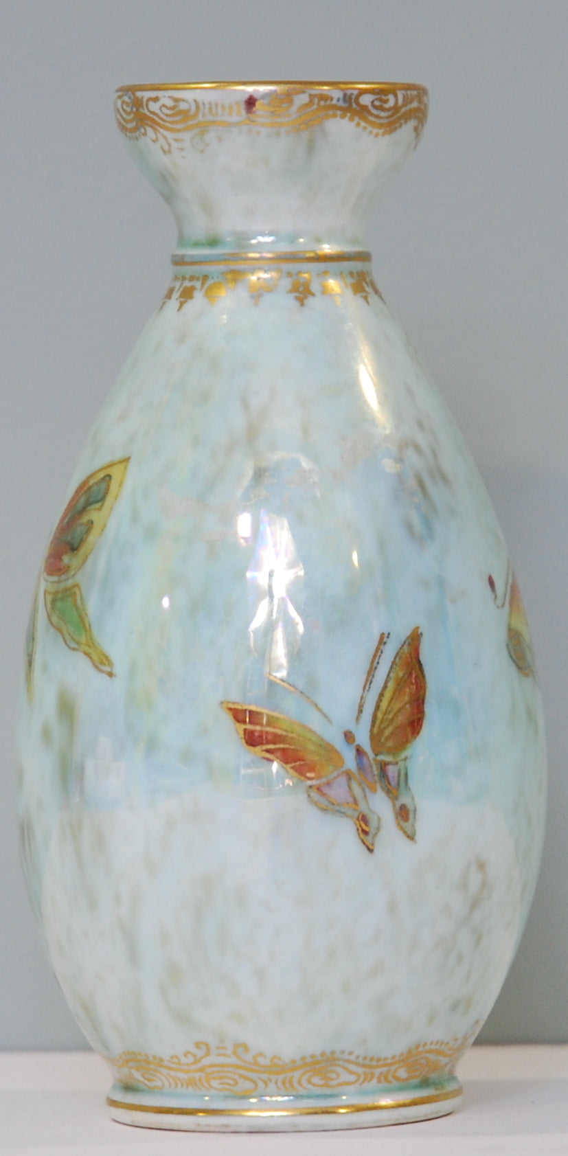 Lustre Bud Vase