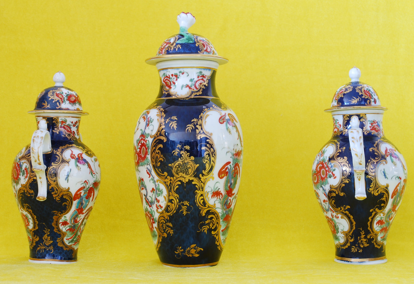 Covered vase: Jabberwocky Pattern