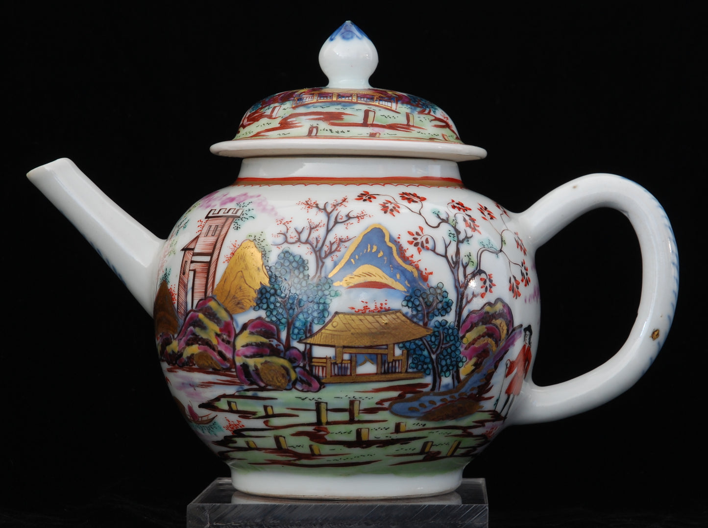 Teapot, Chinese: Man in a Red Coat