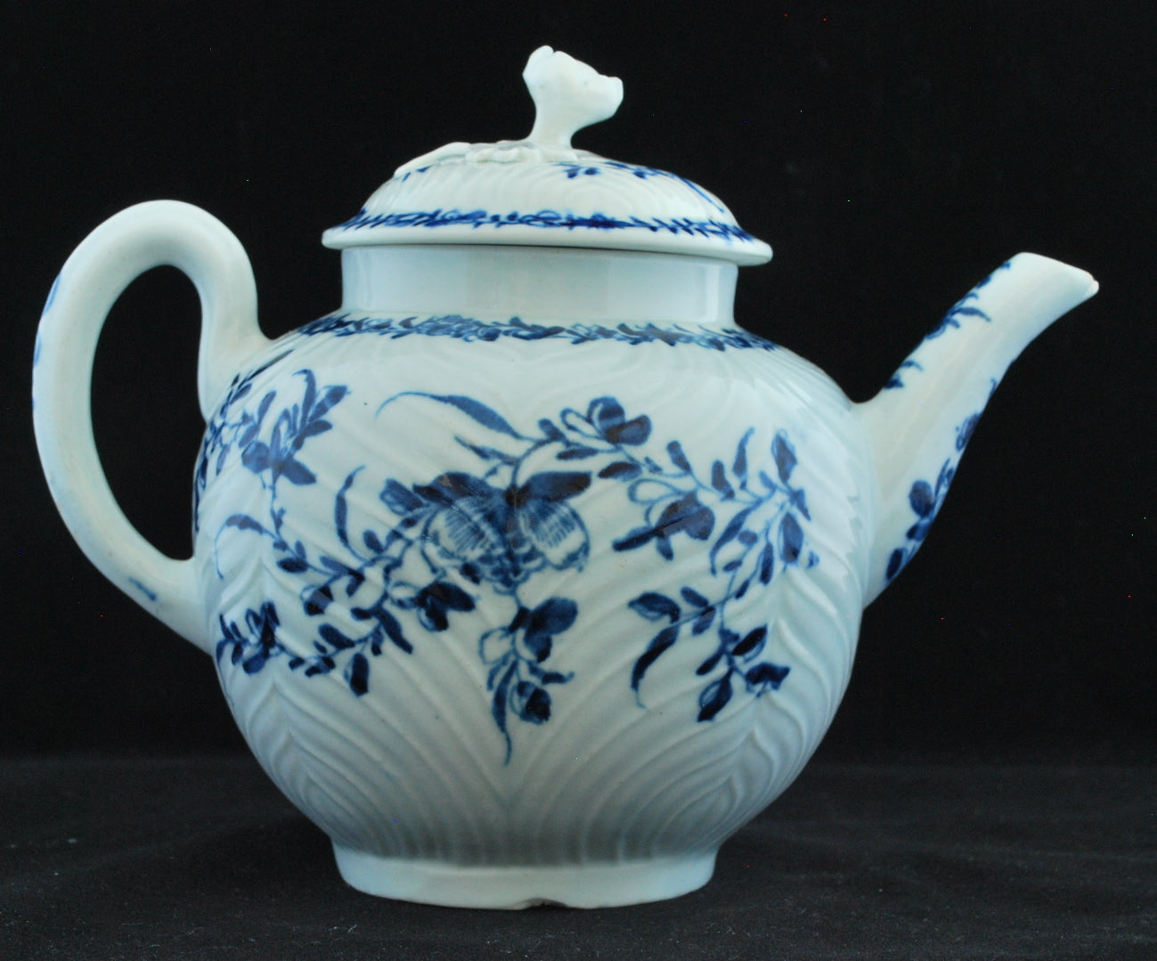 Teapot: Feather Moulded, Flowers