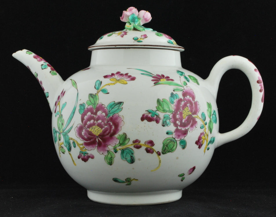 Large tea, or punch, pot; famiille rose