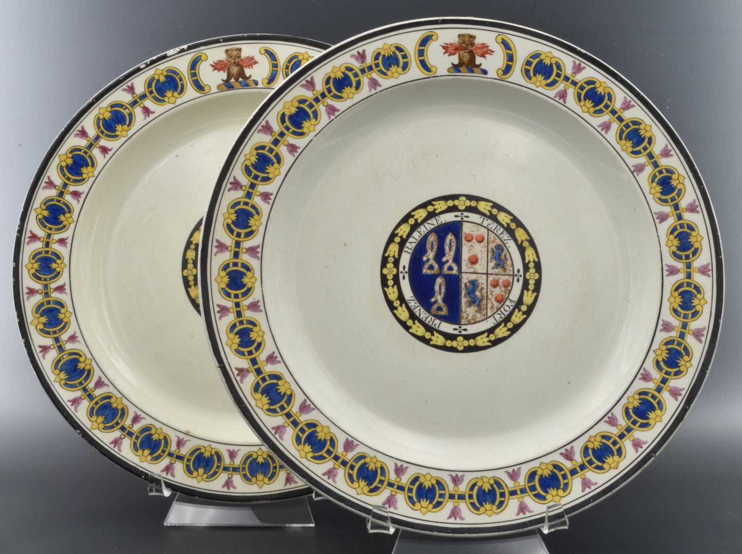 Pair crested plates