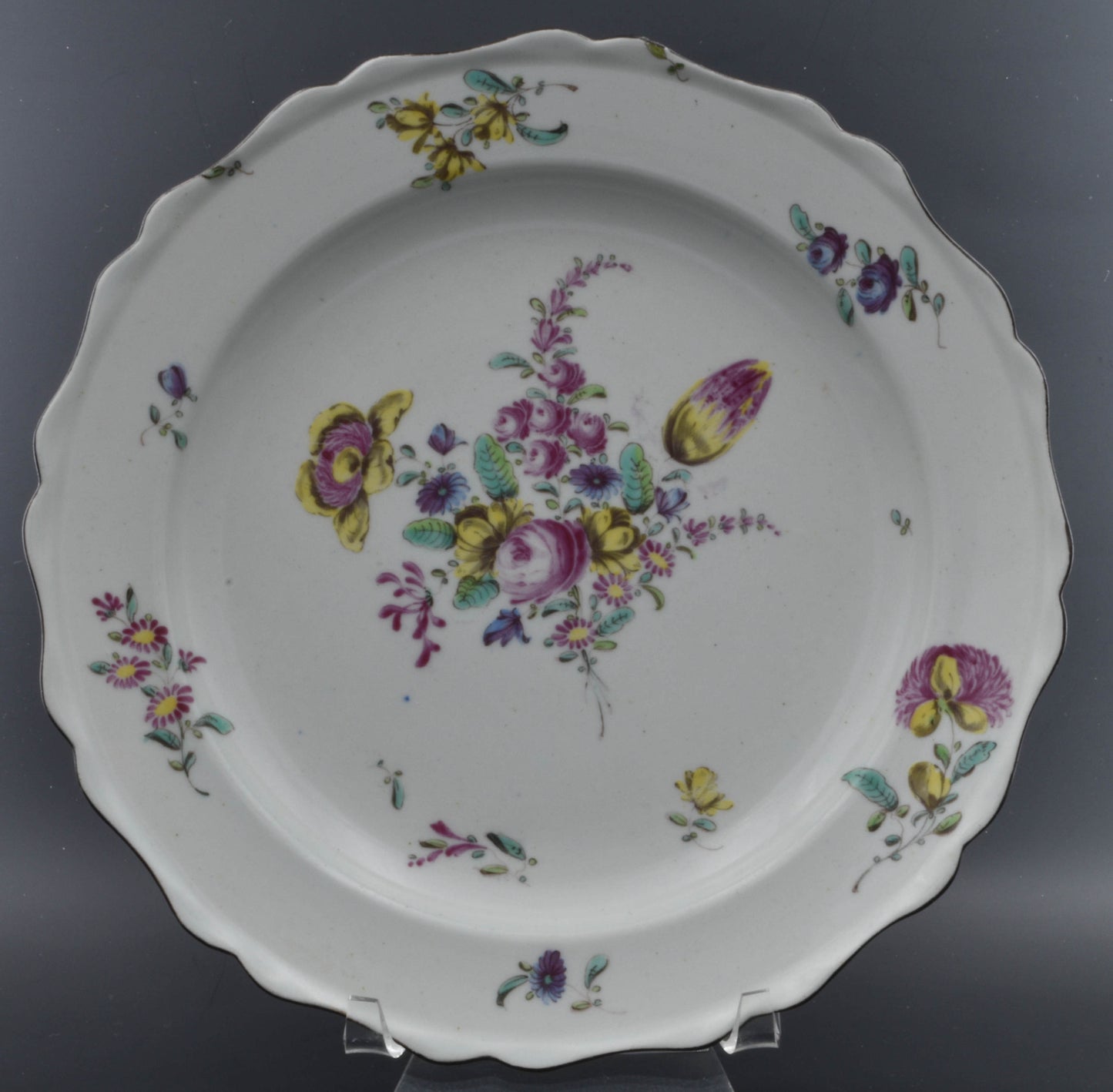 Bow Plate, in the style of Chelsea, with flowers