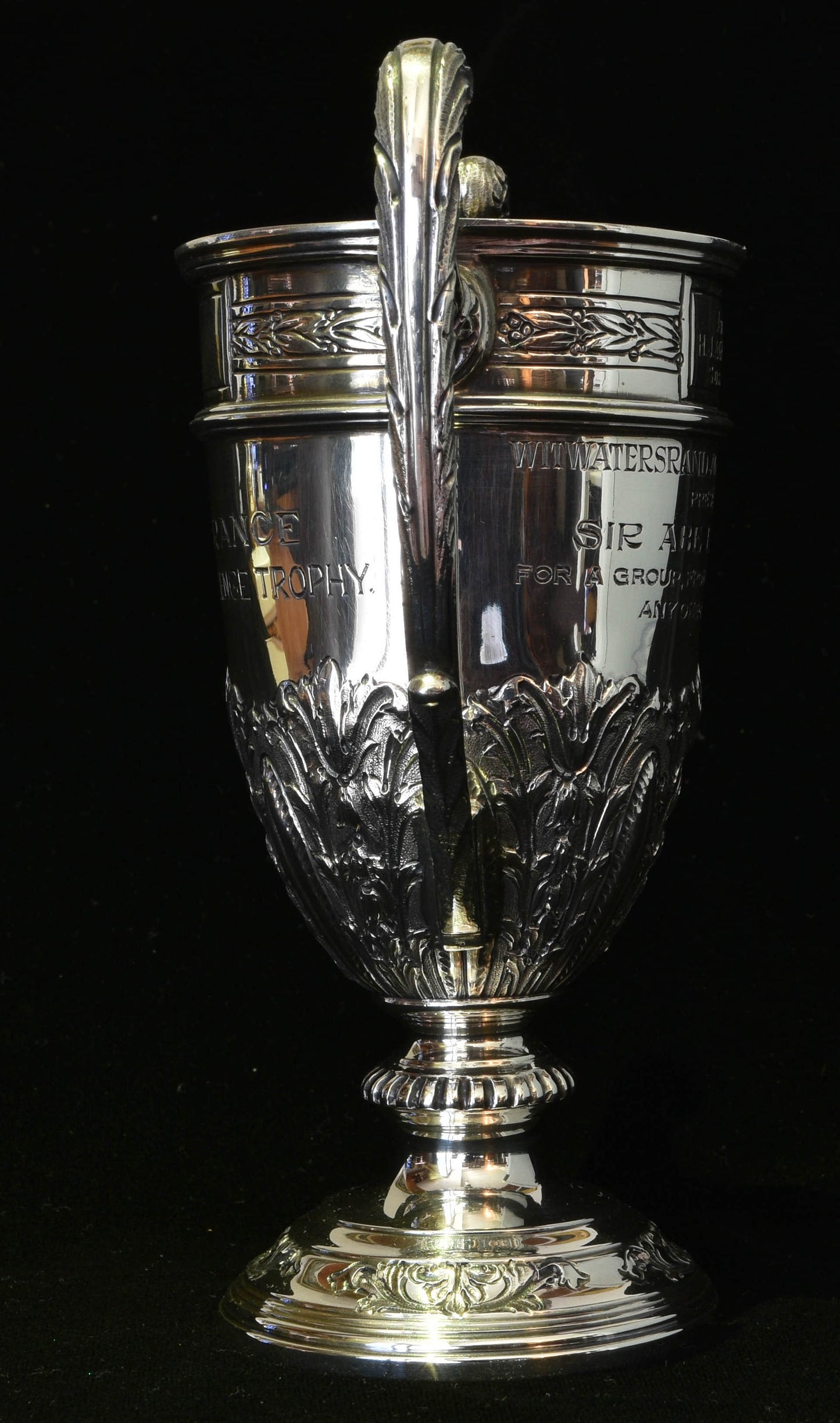 Trophy - Loving Cup shape